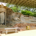 Gal Vihāra - Buddhastatuen aus dem Fels gehauen