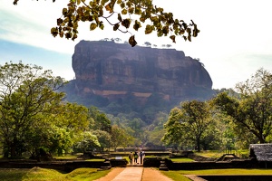 Der Löwenfelsen (Felsenfestung von Sigiriya - Hier müssen wir rauf!