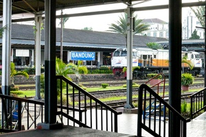 Bandung: Bahnhof