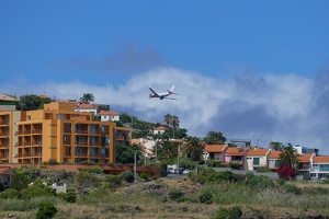 Anflug auf Funchal Airport ...